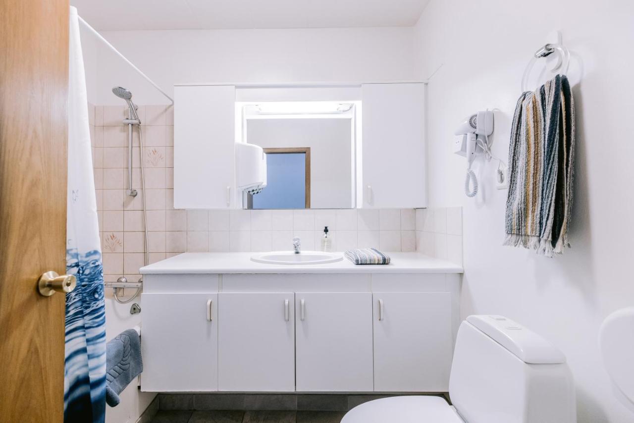 Elda Guesthouse Міватн Екстер'єр фото