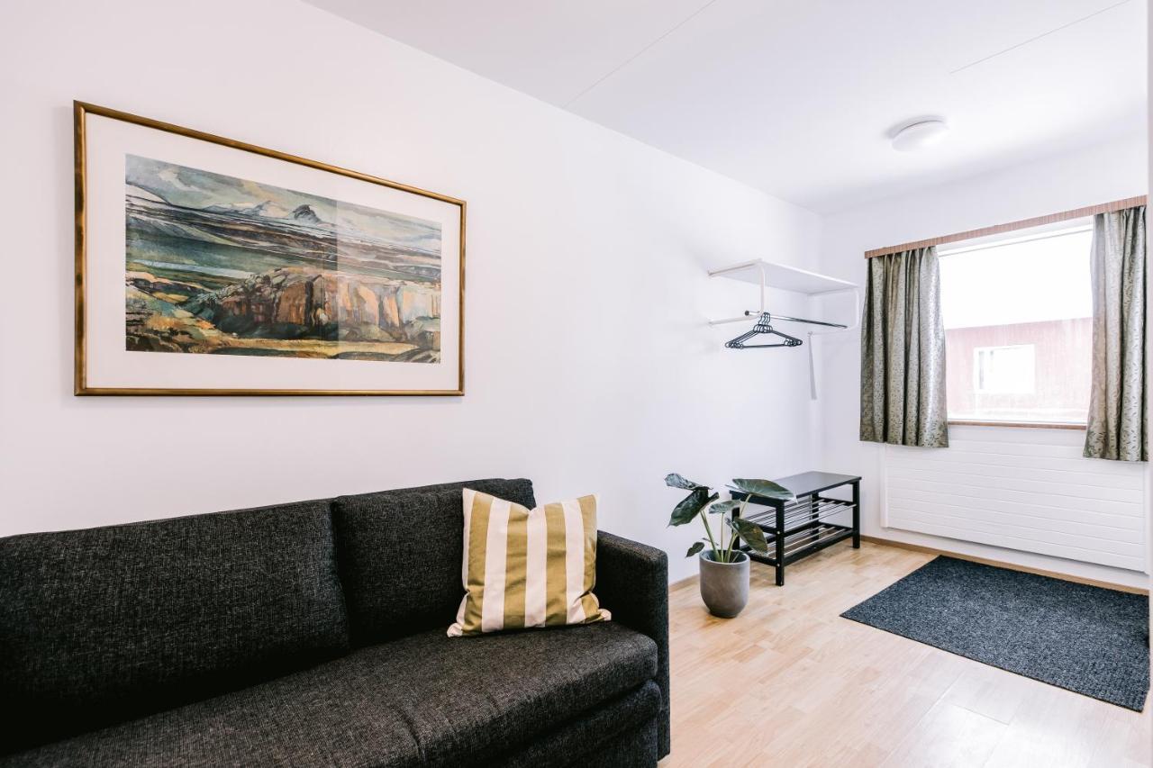 Elda Guesthouse Міватн Екстер'єр фото