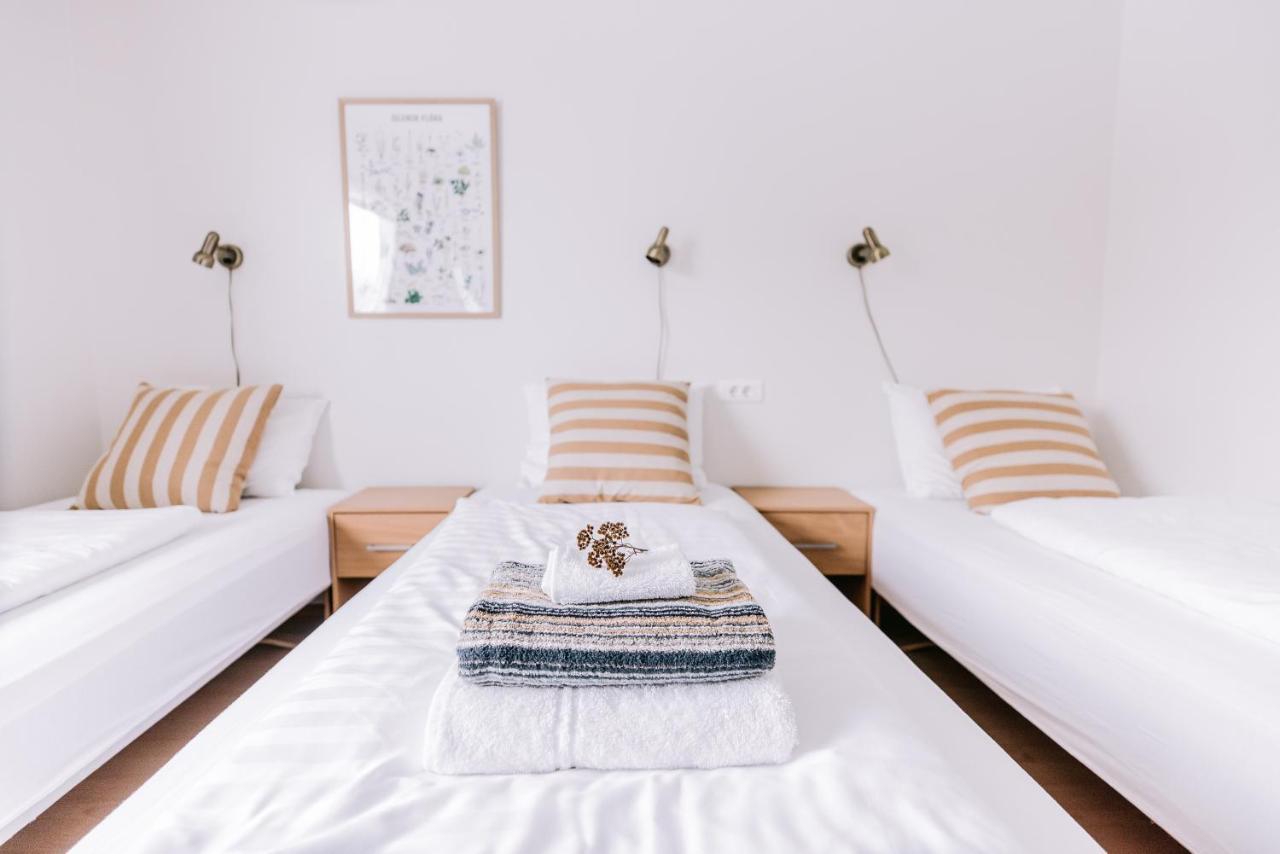 Elda Guesthouse Міватн Екстер'єр фото