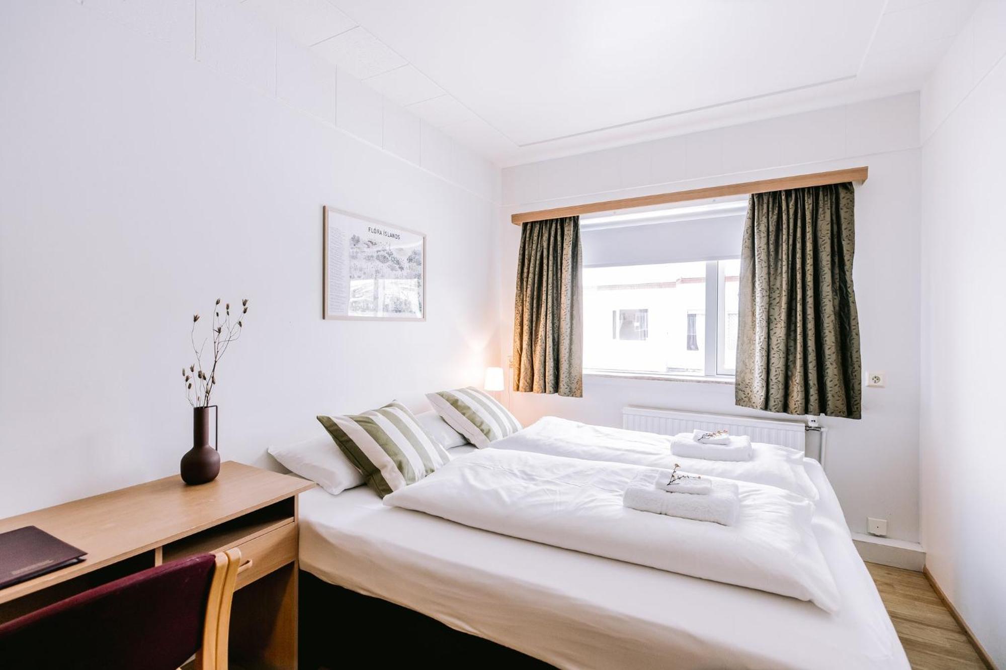 Elda Guesthouse Міватн Екстер'єр фото
