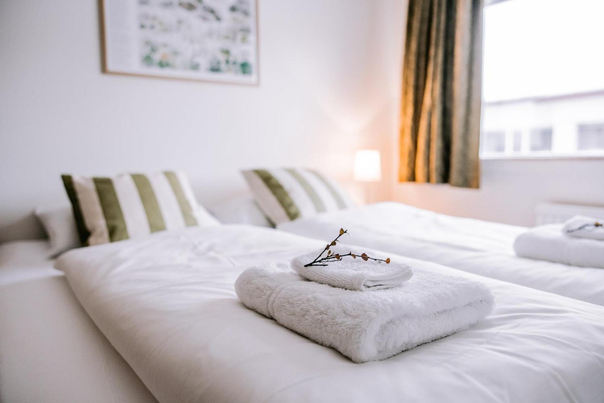 Elda Guesthouse Міватн Екстер'єр фото
